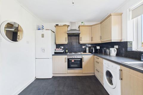2 bedroom flat for sale, Sheldon Court, Bath Road, Worthing, BN11