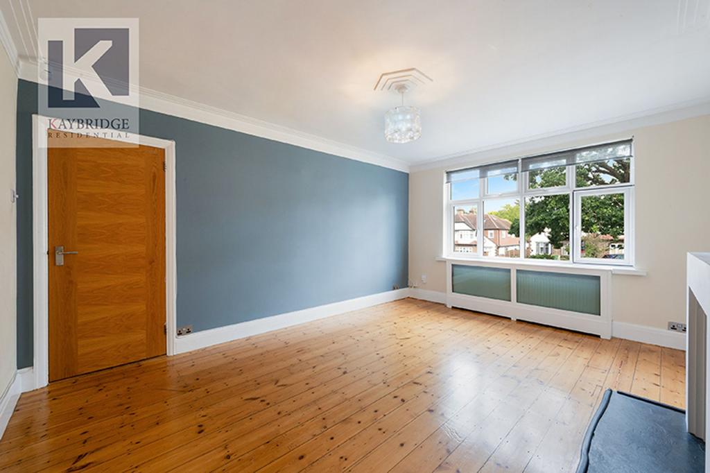 Oaks Avenue, Worcester Park - KT4 8 XG