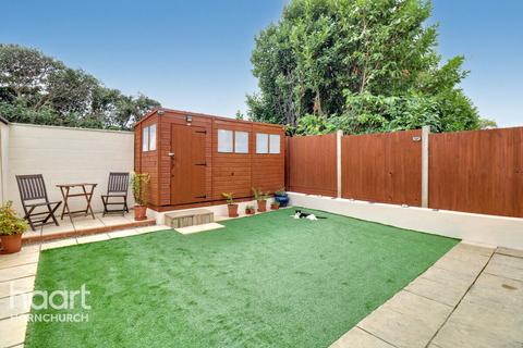 20a Woburn Avenue, Hornchurch, RM12 4NG