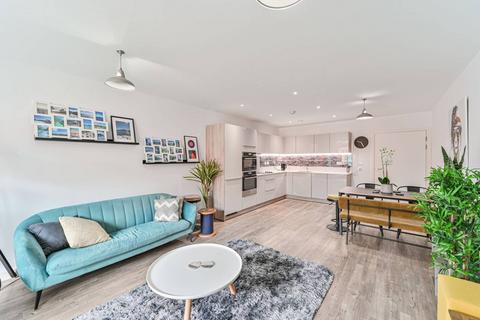 2 bedroom flat for sale, Cable Walk, Greenwich, London, SE10