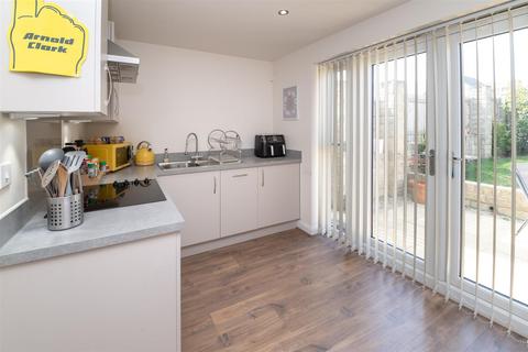 23 Fetlock Drive, Bradford, BD2 3FH