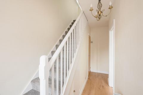 72 Spencers Road, Horsham, RH12 2JG