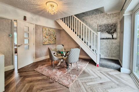 19 Great Meadow, Shaw, Oldham, OL2 7PU