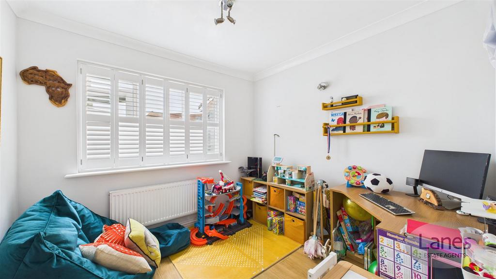 CAM05136 G0-PR0109-STILL006.jpg