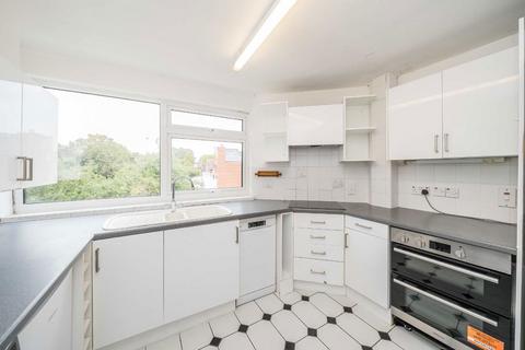 5, Rutland Court Wellesley Road, Twickenham, TW2 5SA
