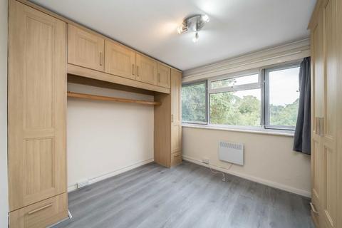 5, Rutland Court Wellesley Road, Twickenham, TW2 5SA