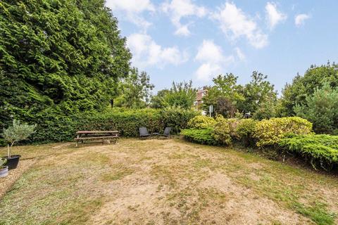 5, Rutland Court Wellesley Road, Twickenham, TW2 5SA