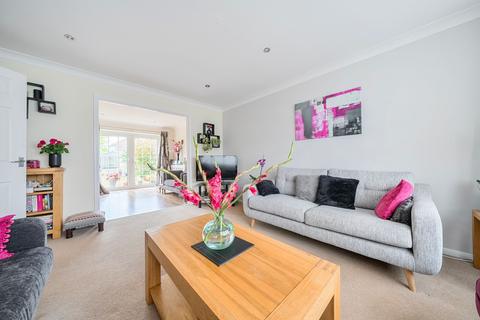 4 bedroom detached house for sale, Hormare Crescent, Storrington, RH20