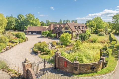The Old House Gentlemans Lane, Ullenhall, Henley-in-arden, B95 5PT