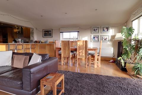 undefined, Stafford ST21