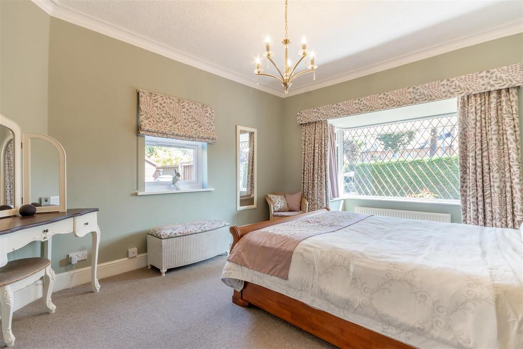 8660343-interior12.jpg