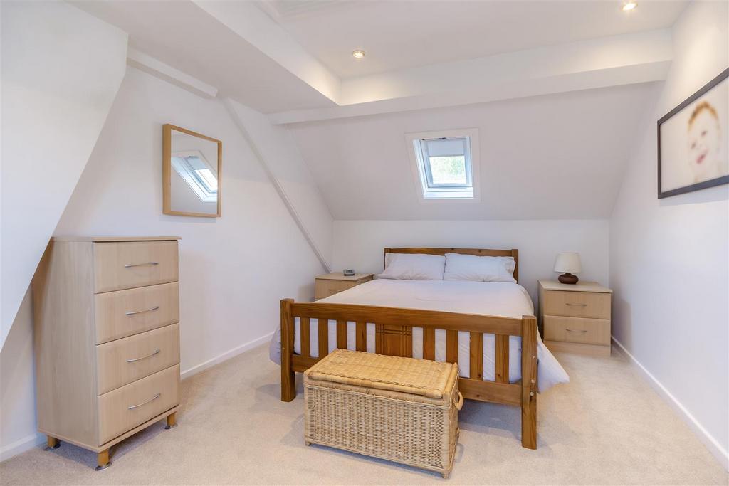 8660343-interior01.jpg