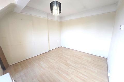 undefined, Violet Avenue, Uxbridge, Greater London, UB8