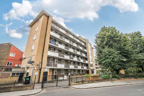 3 bedroom flat for sale, Webber Street, Borough, London, SE1