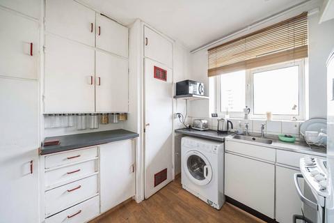 3 bedroom flat for sale, Webber Street, Borough, London, SE1