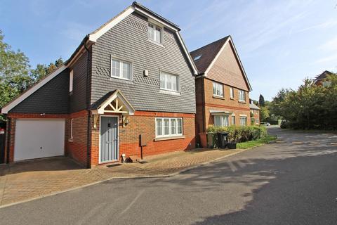 undefined, Ash Close, Banstead