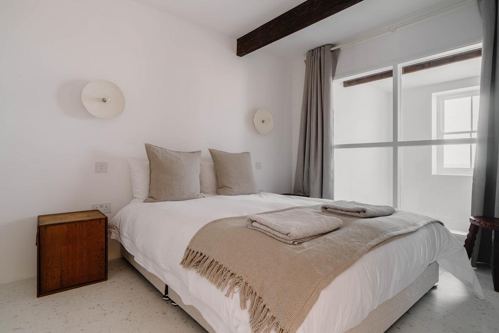 300184 - Marine Terrace Flat 5 Hig Res-33.jpg