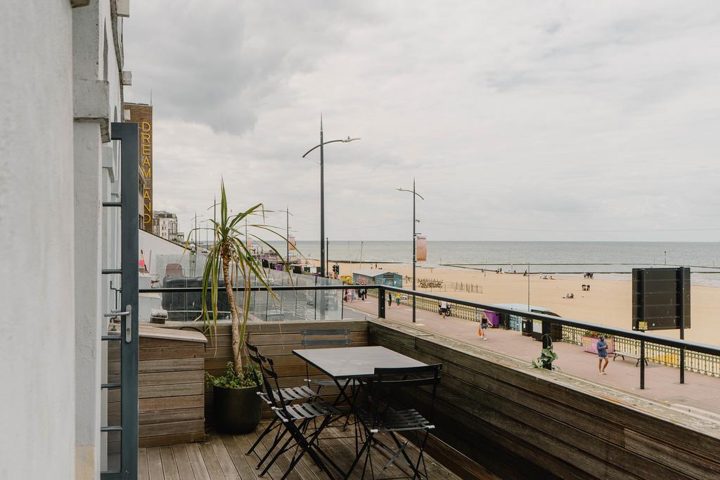 300171 - Marine Terrace Flat 5 Hig Res-20.jpg