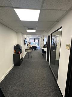 Retail property (high street) to rent, 500-504 Dumbarton Rd Glasgow G11 6SL