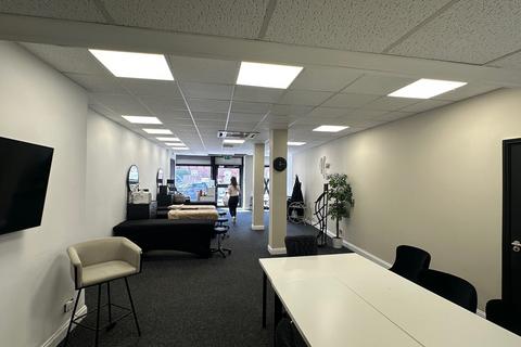 Retail property (high street) to rent, 500-504 Dumbarton Rd Glasgow G11 6SL