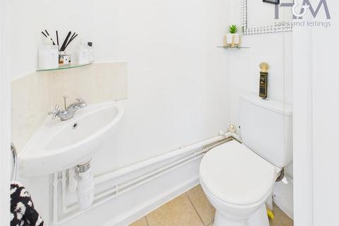 17 Broadview, Stevenage, SG1 3TS