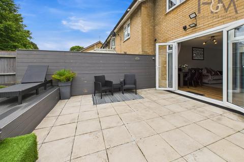 17 Broadview, Stevenage, SG1 3TS
