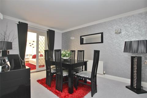 undefined, Strathcona Gardens, Woking GU21