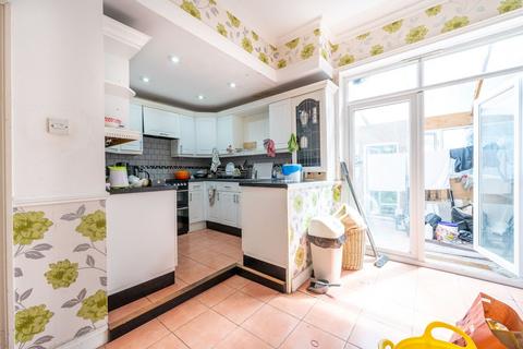 3 bedroom end of terrace house for sale, RECTORY ROAD, Manor Park, London, E12