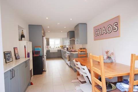 5 bedroom detached house for sale, Brookers Road, Billingshurst