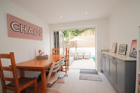 5 bedroom detached house for sale, Brookers Road, Billingshurst