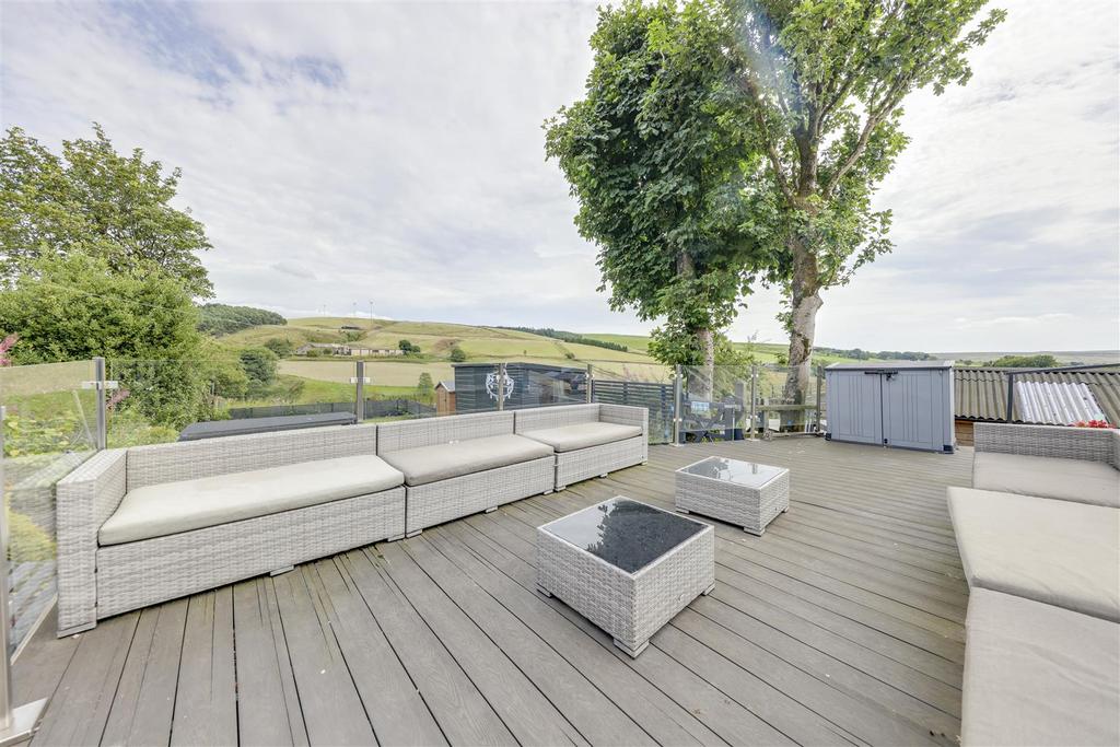 Rear Decking