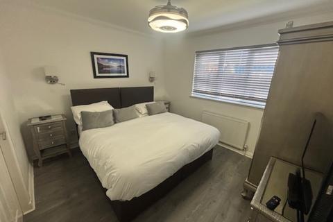 undefined, 11b Carmyle Avenue, Carmyle