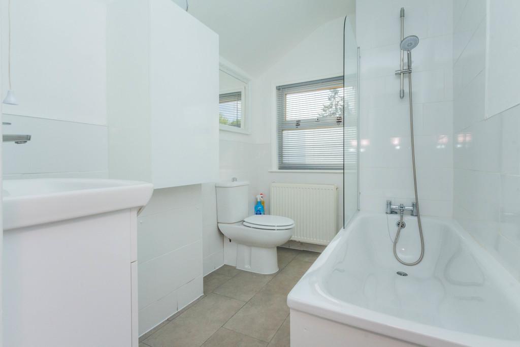En Suite Bathroom