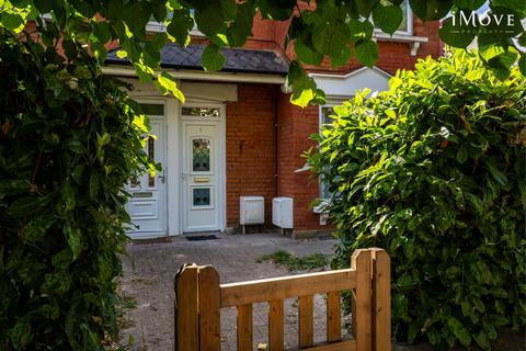 2 bedroom flat for sale, Tremaine Road, London SE20