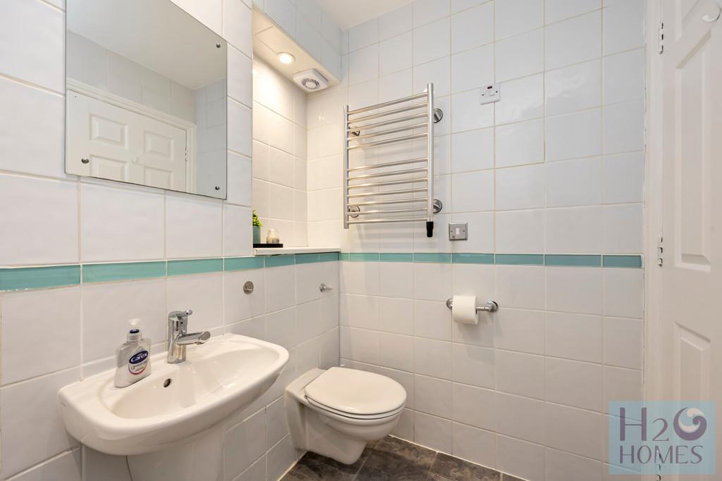 Starboard Court, 15-012