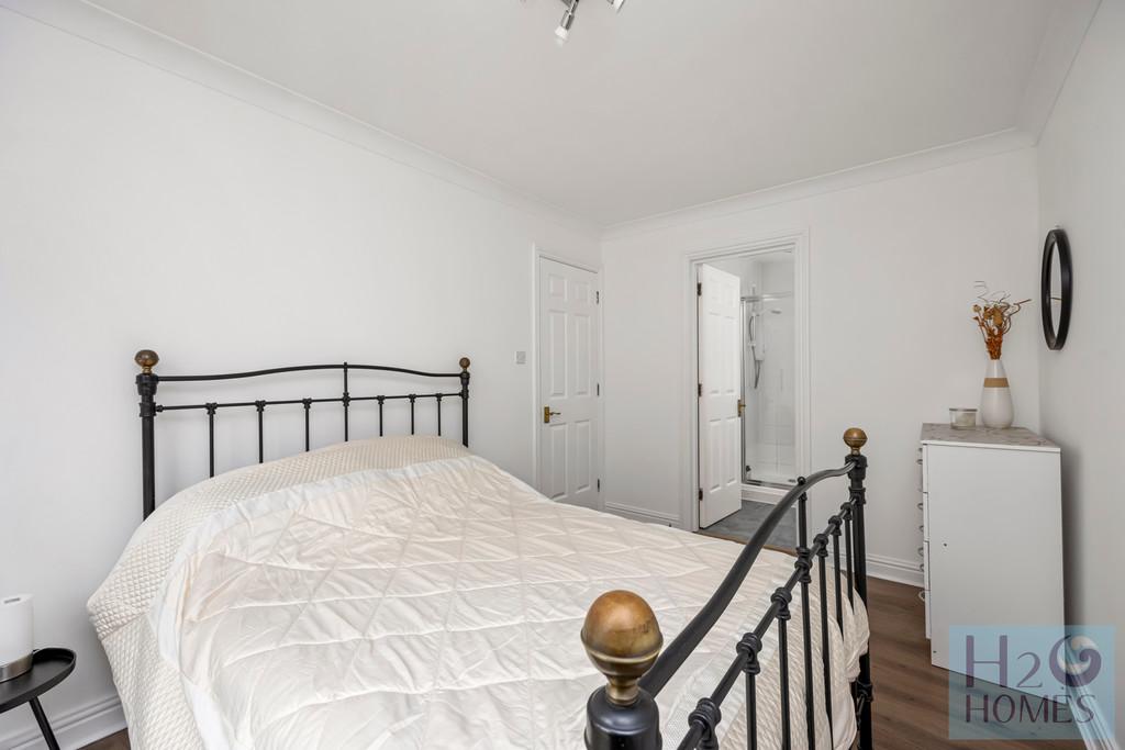 Starboard Court, 15-015