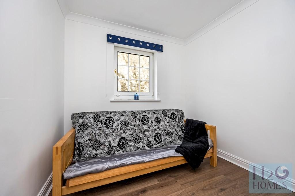 Starboard Court, 15-017