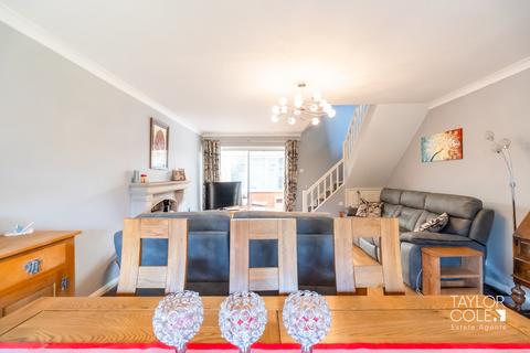 4 bedroom detached house for sale, Croft Close, Elford