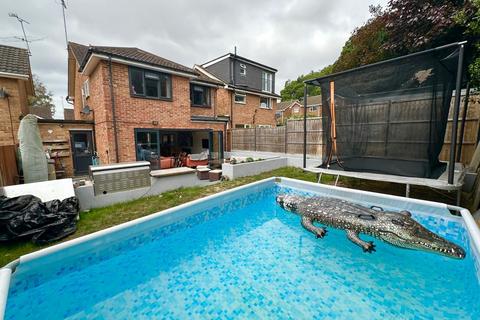 undefined, Oldbury Close, Camberley GU16