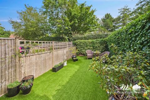 3 bedroom terraced house for sale, Tintagel Way, Portsmouth PO6