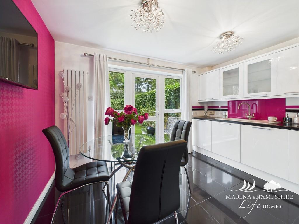 Cam03691 g0 pr0066 still007