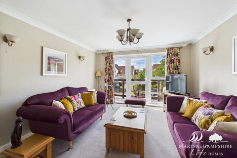 3 bedroom terraced house for sale, Tintagel Way, Portsmouth PO6