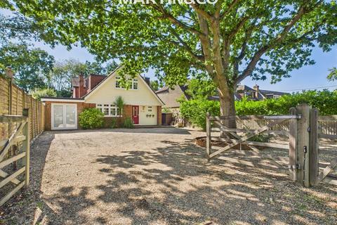 Nash Grove Lane, Finchampstead