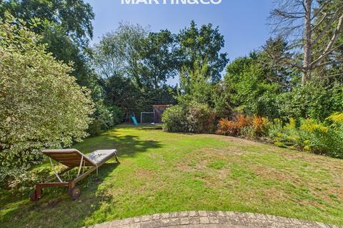 4 bedroom detached house for sale, Nash Grove Lane, Finchampstead