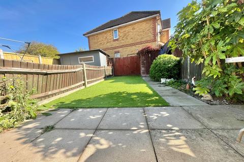 undefined, Seagull Close, Barking