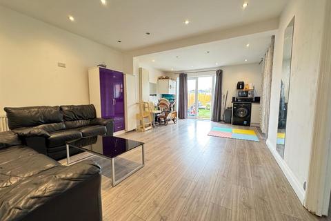 undefined, Meldrum Road, Goodmayes