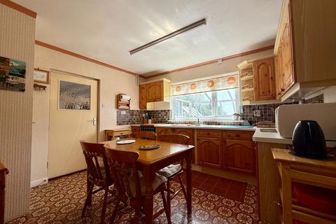 undefined, 2 Tyddyn Du, Penrhiw, Dyffryn Ardudwy, LL44 2DW