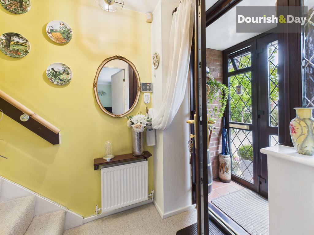 Entrance Porch / Hall