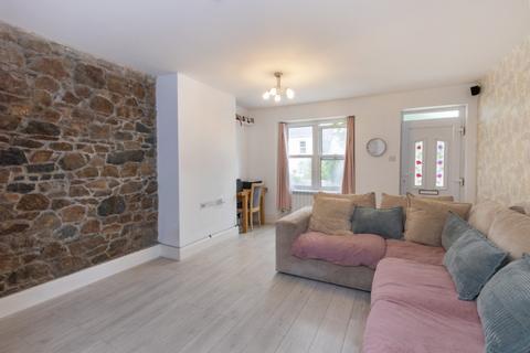 2 bedroom terraced house for sale, Gibauderie, St Peter Port