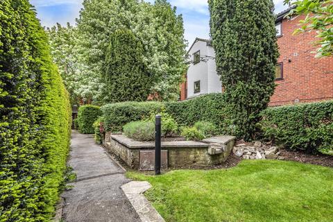 undefined, Laleham Road, Shepperton, TW17